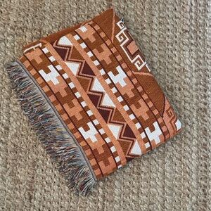 Patterned bohemian throw blanket